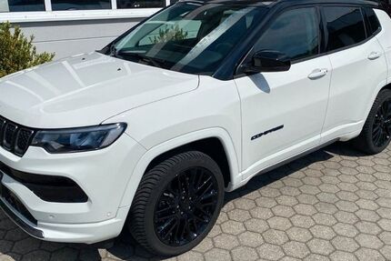 Jeep Compass 43.100 km 28.890 &euro; Neumarkt 92318