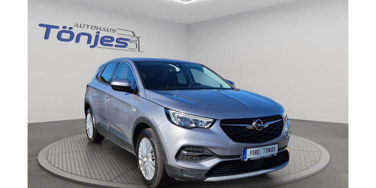 Opel Grandland (X) 111.318 km 17.980 &euro; Zetel - Neuenburg 26340