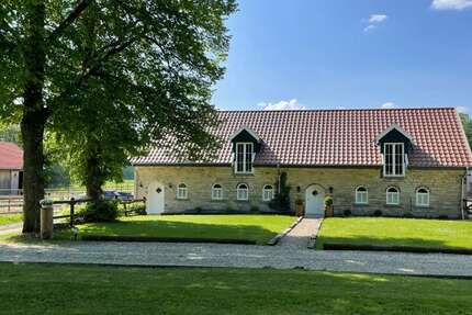 Haus Warstein - 3 Zimmer, 200 m&sup2;, 3.000&euro; | Angebot:24655951