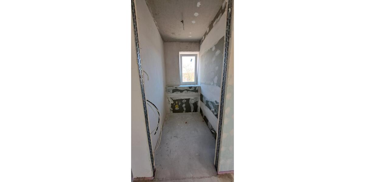 Dachgeschoßwohnung Kalkar - 4 Zimmer, 102 m&sup2;, 790&euro; | Angebot:25807031