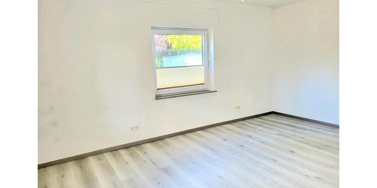 Mehrfamilienhaus, Wohnhaus Westoverledingen - 9 Zimmer, 200 m&sup2;, 349.000&euro; | Angebot:26885403