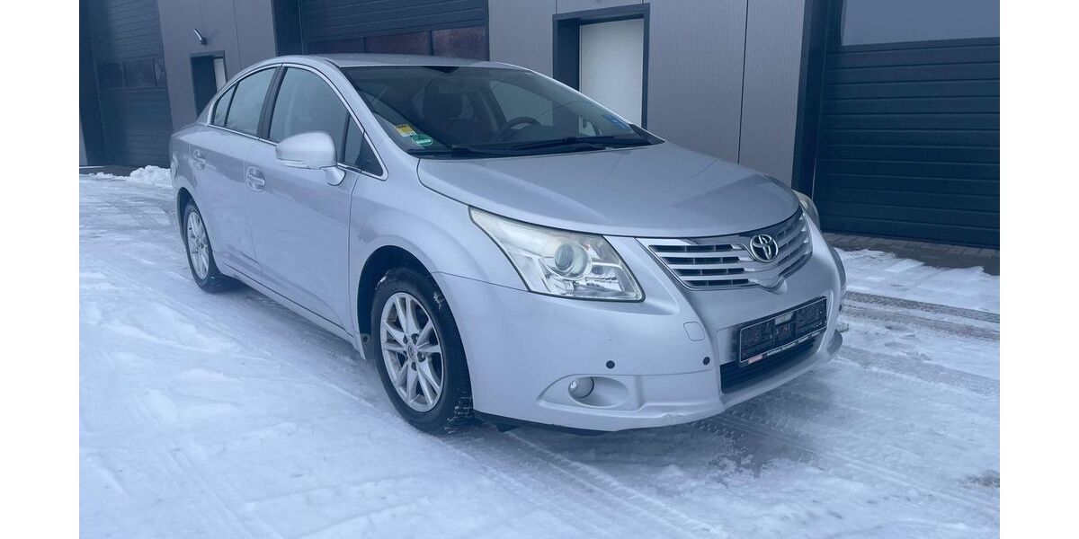 Toyota Avensis 177.000 km 4.980 &euro; Kirchgellersen 21394