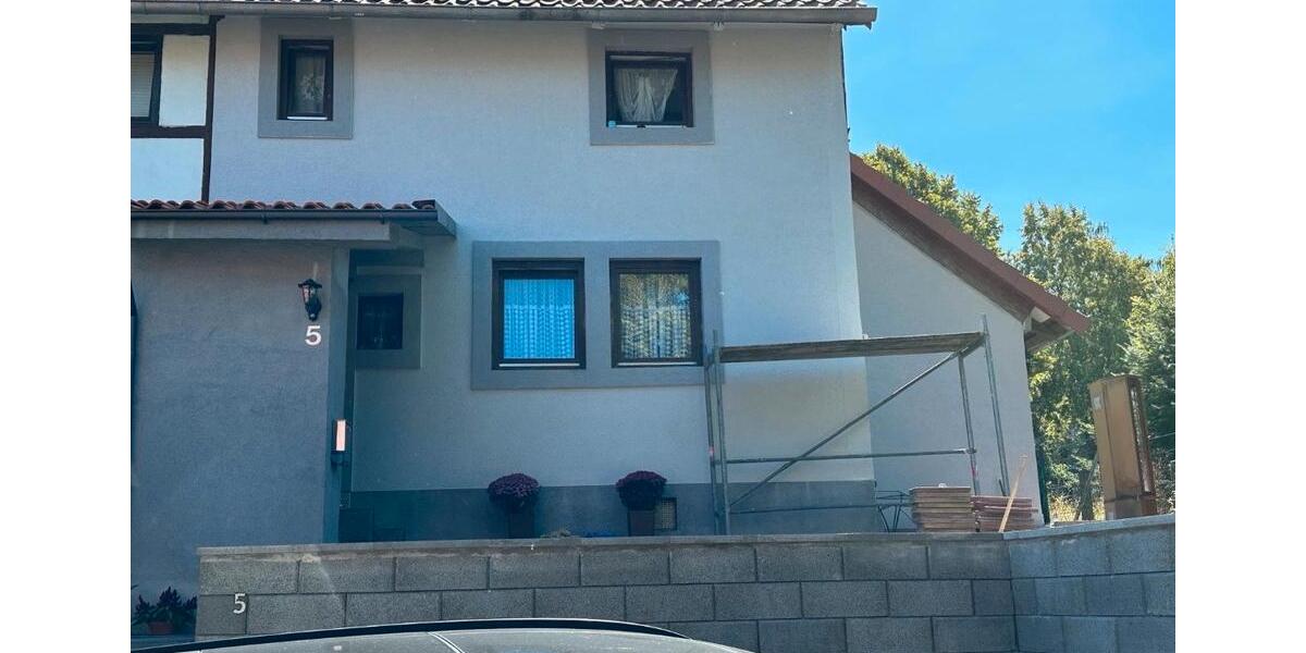 Doppelhaushälfte - 8 Zimmer, 110 m&sup2;, 97.999&euro; | Angebot:27002053