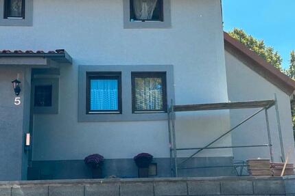 Haus - 8 Zimmer, 110 m&sup2;, 97.999&euro; | Angebot:27002053