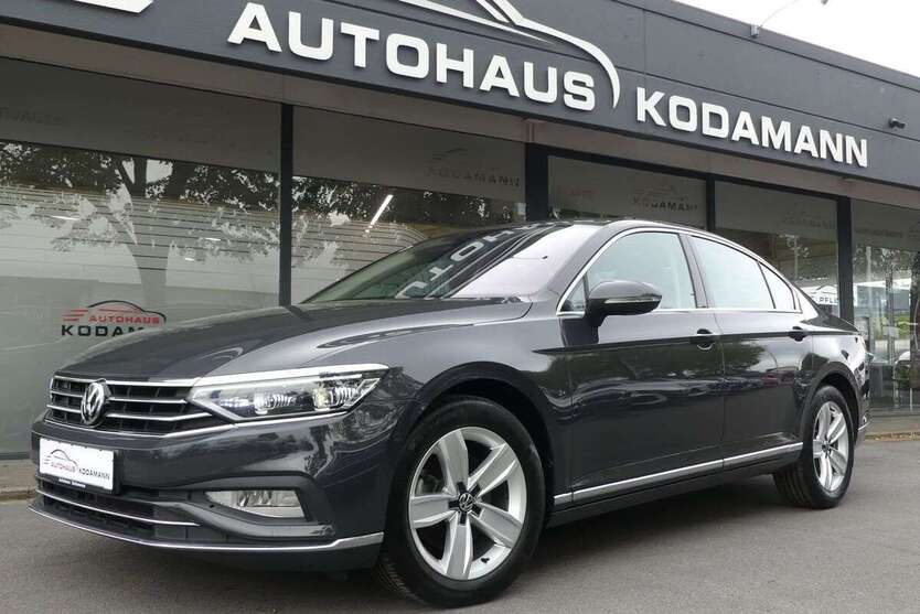VW Passat 46.252 km 26.550 € Rheda-Wiedenbrück 33378