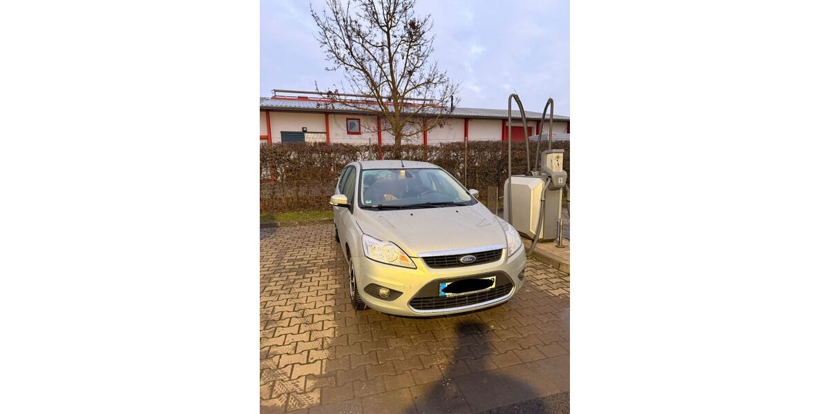 Ford Focus 124.131 km 4.990 &euro; Volkach 97332