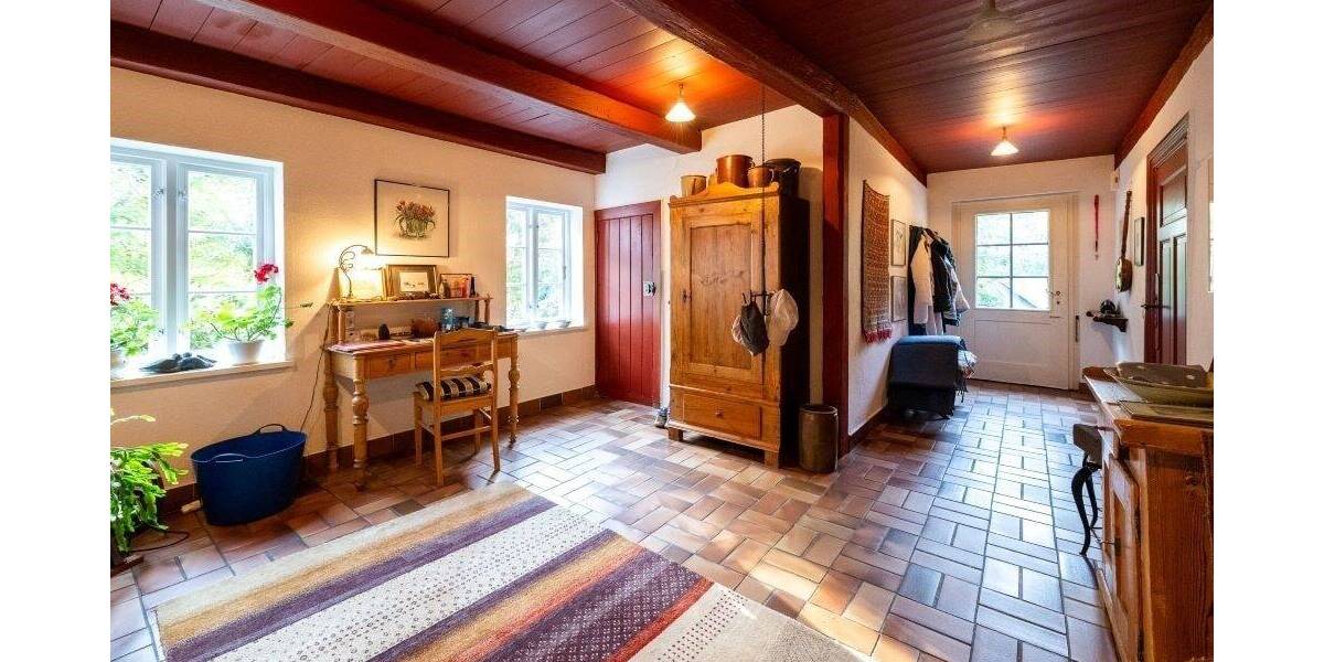 Bauernhaus, Landhaus Niebüll - 4 Zimmer, 335 m&sup2;, 669.000&euro; | Angebot:25706555