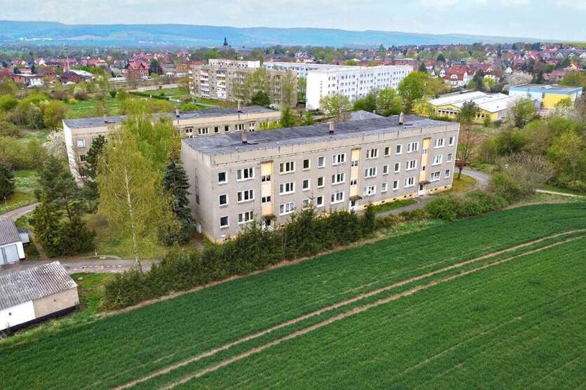 Haus zum Kaufen in Roßleben-Wiehe 149.000 € 1047 m²