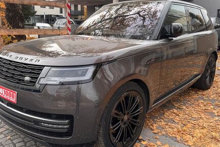 Land Rover Range Rover 33.000 km 136.838 &euro; München 81375