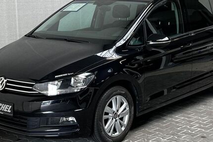 VW Touran 66.150 km 24.895 € Roeslau 95195