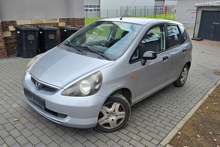 Honda Jazz 174.000 km 1.100 &euro; Zwickau 08056
