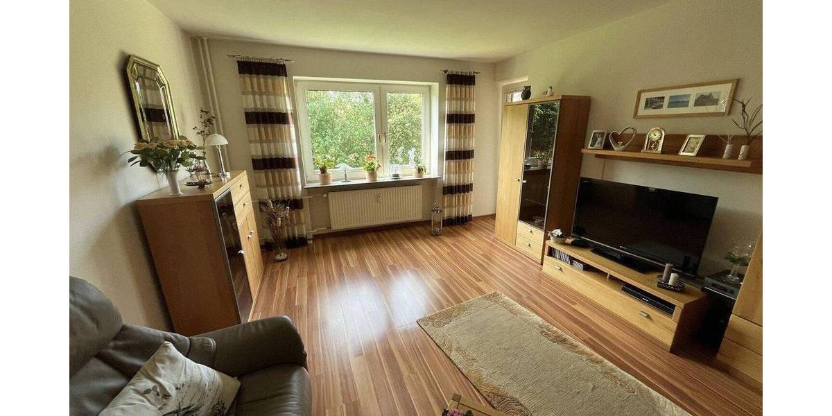 Etagenwohnung Kiel Neumühlen-Dietrichsdorf - 2 Zimmer, 69 m&sup2;, 690&euro; | Angebot:26903111