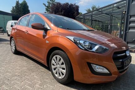 Hyundai i30 63.300 km 7.900 &euro; Drebkau 03116