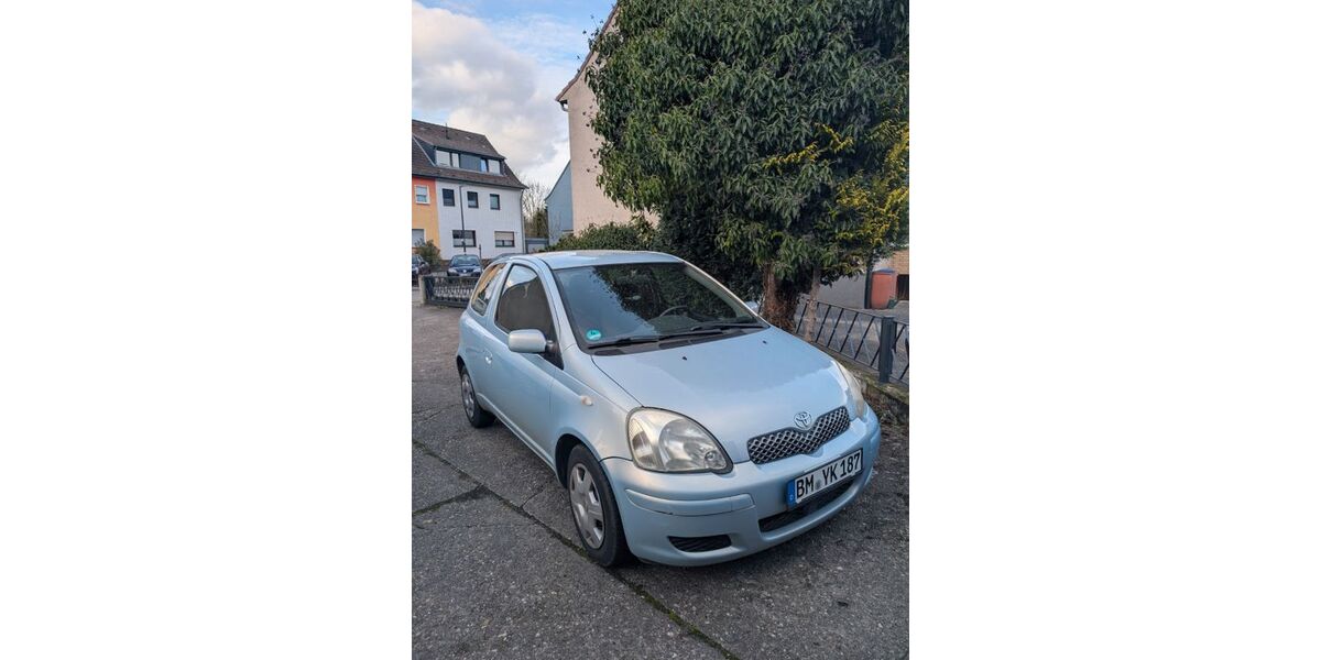 Toyota Yaris 185.000 km 1.890 &euro; Hürth 50354