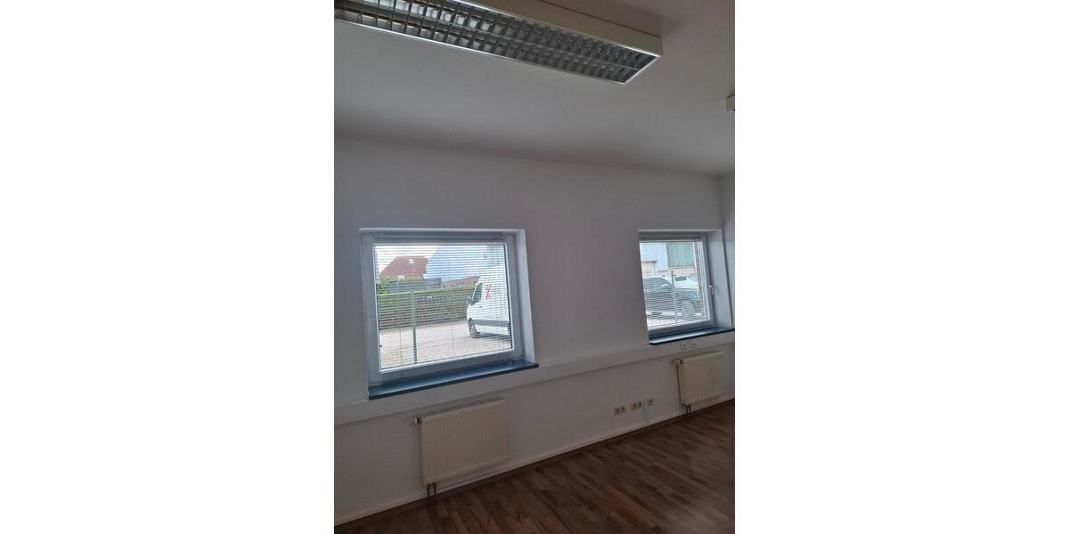 Gewerbeobjekt Wilhelmshaven Aldenburg - 1.100&euro; | Angebot:26677116