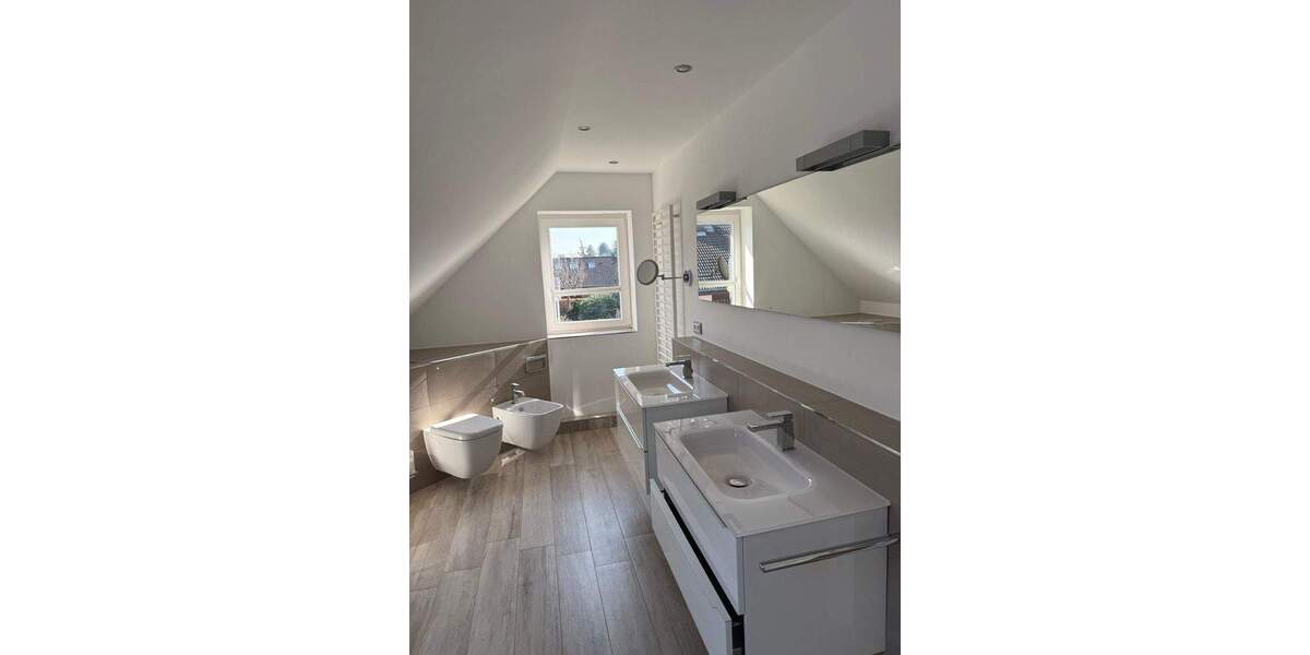 Einfamilienhaus Bönningstedt - 6 Zimmer, 135 m&sup2;, 2.250&euro; | Angebot:26187658