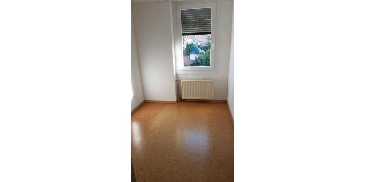 Doppelhaushälfte Erftstadt - 5 Zimmer, 120 m&sup2;, 1.400&euro; | Angebot:24314068