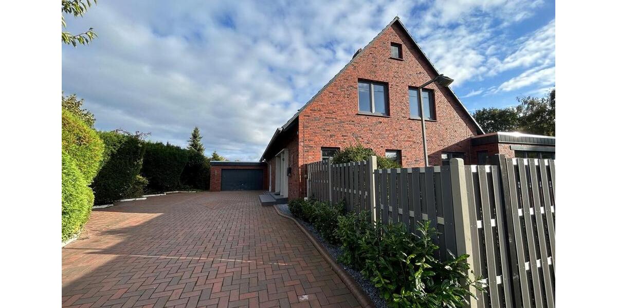 Einfamilienhaus Upgant-Schott Schott - 10 Zimmer, 250 m&sup2;, 2.200&euro; | Angebot:25450756