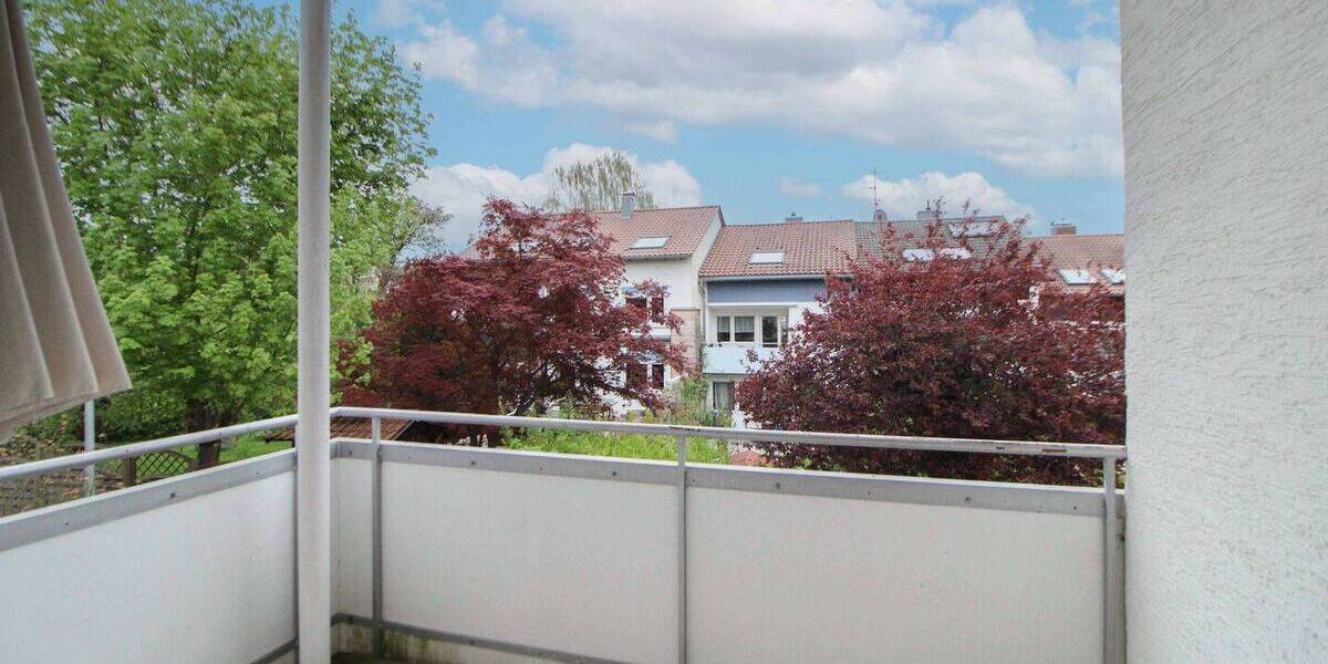 Reihenmittelhaus Stuttgart Steckfeld - 9 Zimmer, 208 m&sup2;, 765.000&euro; | Angebot:26881395