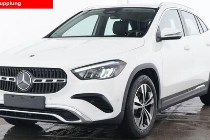 Mercedes-Benz GLA 180 11.700 km 35.890 &euro; Stavenhagen 17153