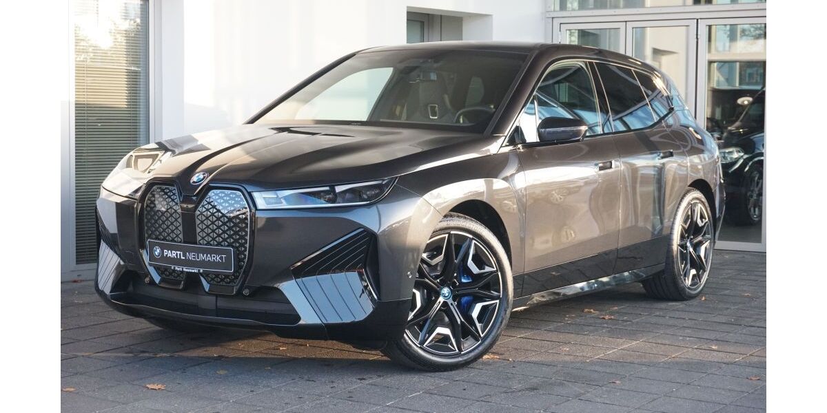 BMW iX 11.500 km 86.900 &euro; Neumarkt 92318