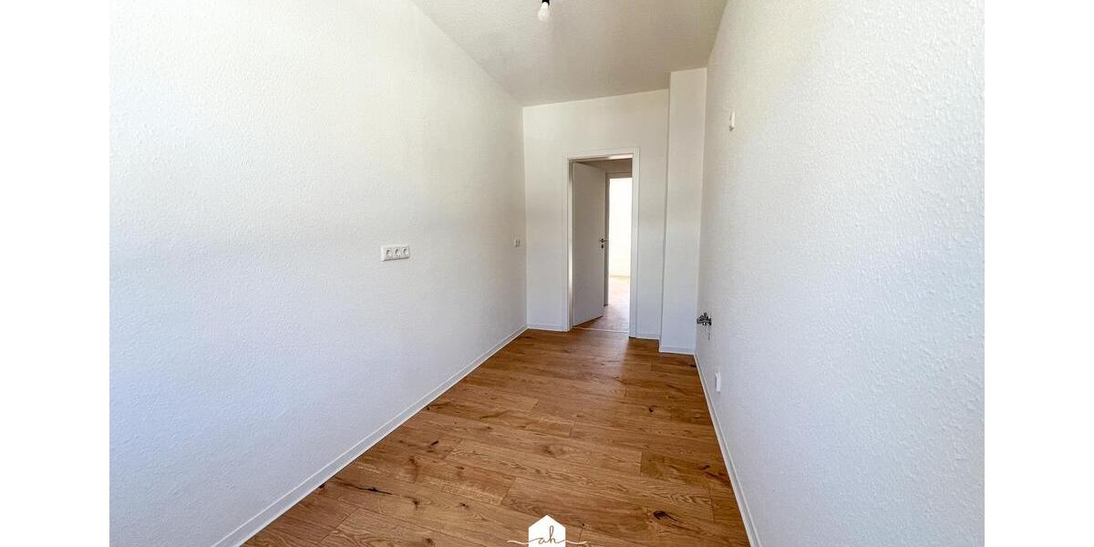 Dachgeschoßwohnung Greiz - 4 Zimmer, 83 m&sup2;, 495&euro; | Angebot:26476621