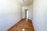 Dachgeschoßwohnung Greiz - 4 Zimmer, 83 m&sup2;, 495&euro; | Angebot:26476621