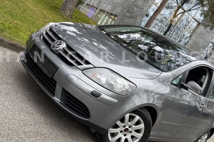 VW Golf 135.000 km 5.999 &euro; Nürnberg 90431