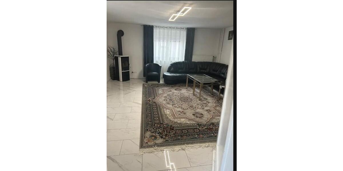 Einfamilienhaus Großwallstadt - 6 Zimmer, 180 m&sup2;, 1.600&euro; | Angebot:25138618