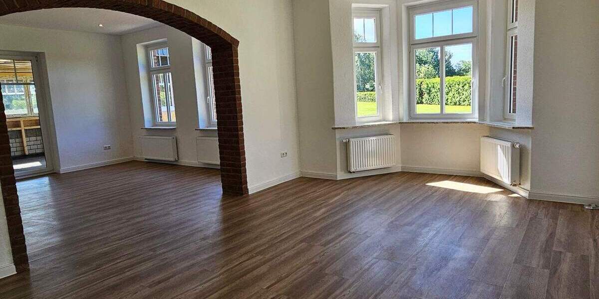 Etagenwohnung Timmaspe - 3 Zimmer, 170 m&sup2;, 1.200&euro; | Angebot:24027270