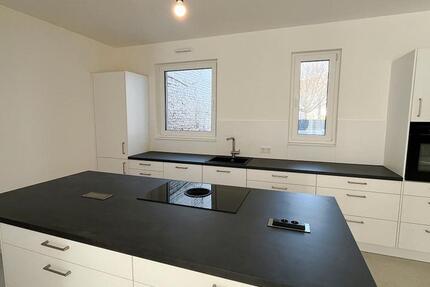 Neubau Town-House mit Eventküche in Ginsheim-Gustavsburg inklusive Terrasse und Tiefgarage zimmer