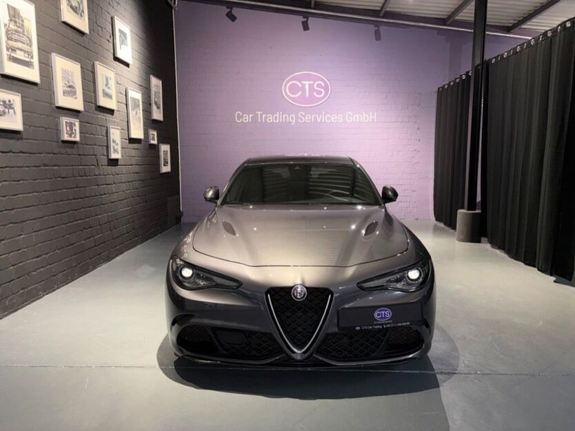 Alfa Romeo Giulia 92.150 km 49.900 € Düsseldorf 40476