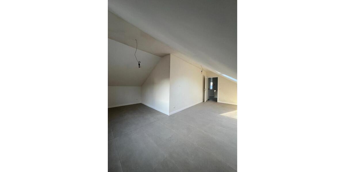 Dachgeschoßwohnung Ahaus - 2 Zimmer, 114 m&sup2;, 1.200&euro; | Angebot:25641529