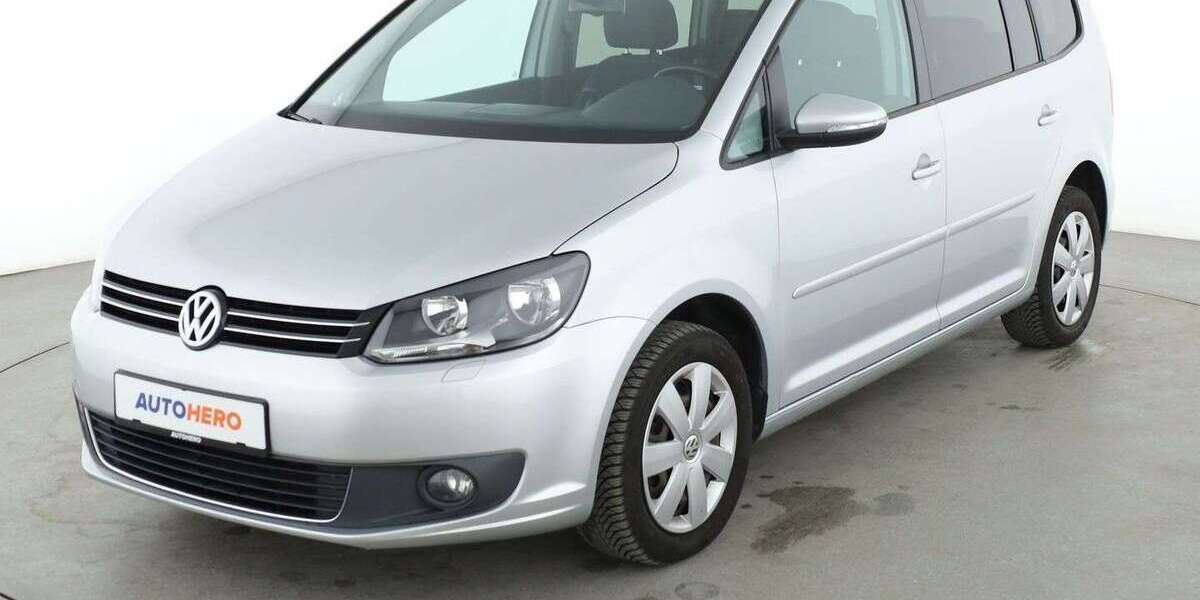 VW Touran 106.838 km 12.320 &euro; Hamburg 22529