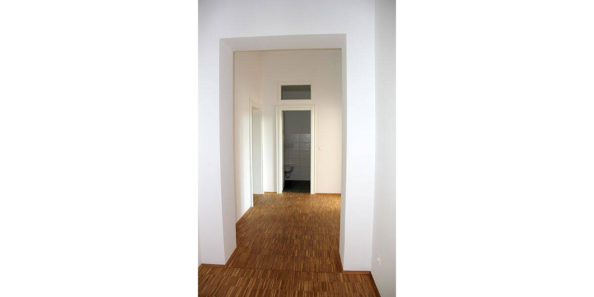Etagenwohnung Halle (Saale) Innenstadt - 4 Zimmer, 115 m&sup2;, 1.154&euro; | Angebot:26904217