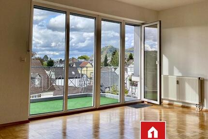 Moderne, renovierte 3 Zimmerwohnung mit Balkon und Panoramablick in zentraler Lage von Bad Honnef! zimmer