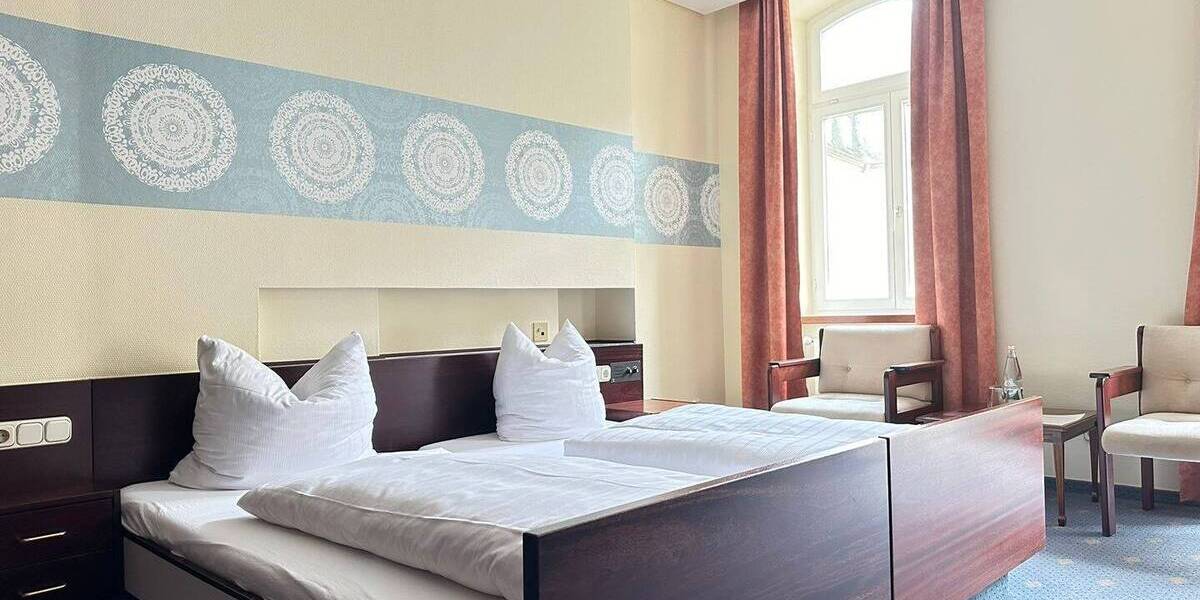 Gewerbeobjekt Bad Bertrich - 2 Zimmer, 350.000&euro; | Angebot:25670873