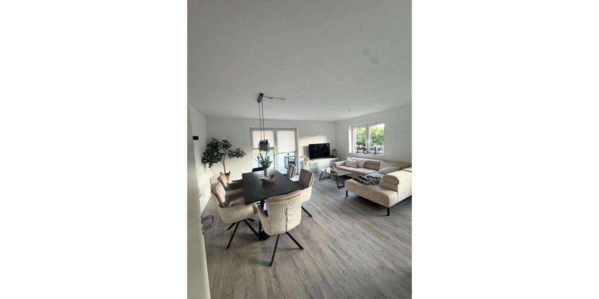 Etagenwohnung Loxstedt - 3 Zimmer, 78 m&sup2;, 925&euro; | Angebot:27121747