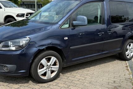 VW Caddy 323.756 km 6.299 &euro; Hanau 63452