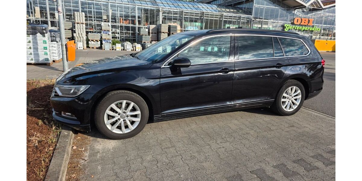 VW Passat 205.000 km 9.000 &euro; Berlin 10179