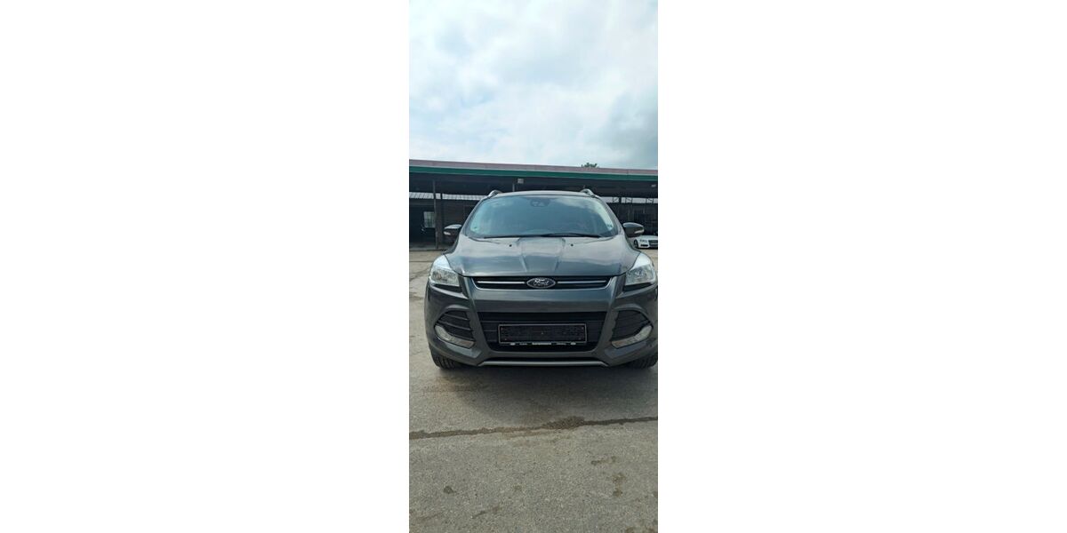 Ford Kuga 135.522 km 11.000 &euro; Kirchheim Teck 73230