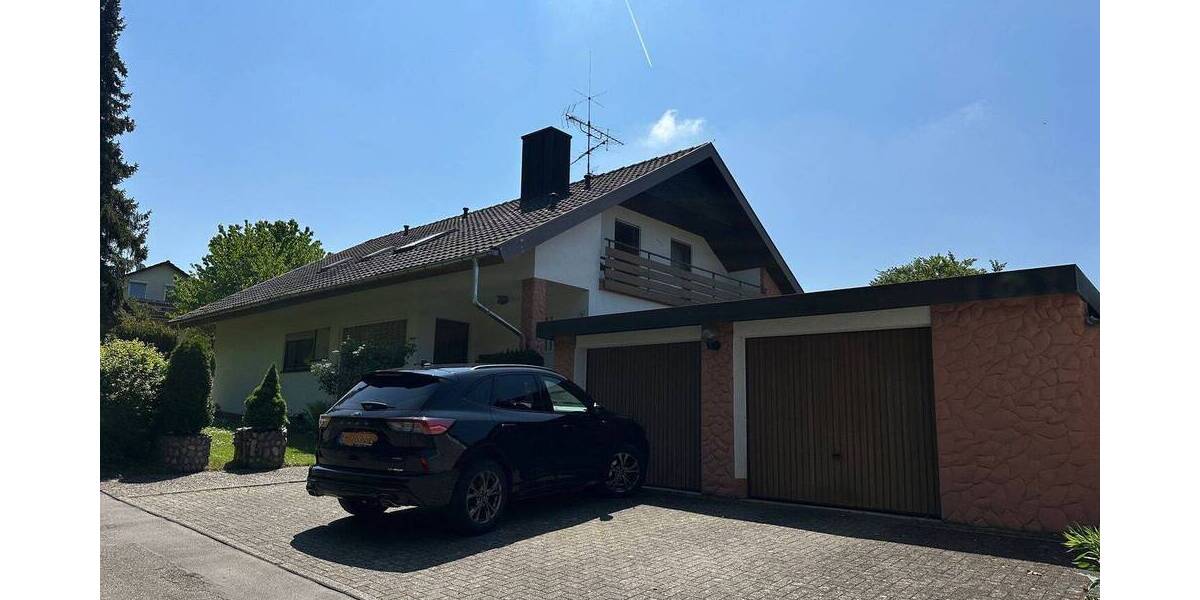 Mehrfamilienhaus, Wohnhaus Kenzingen - 8 Zimmer, 225 m&sup2;, 649.000&euro; | Angebot:26796634