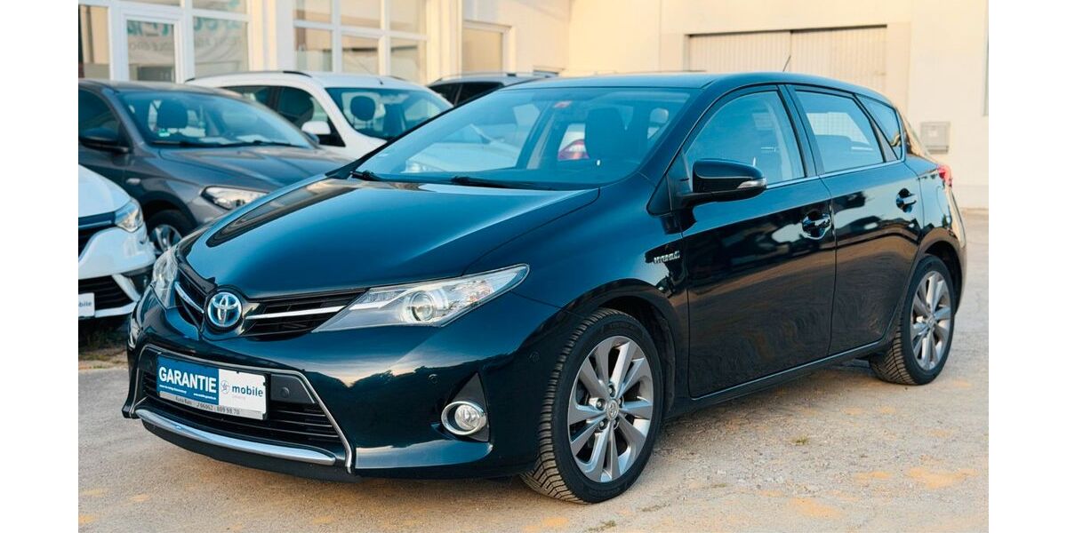 Toyota Auris 122.000 km 10.990 &euro; Sasbach 77880