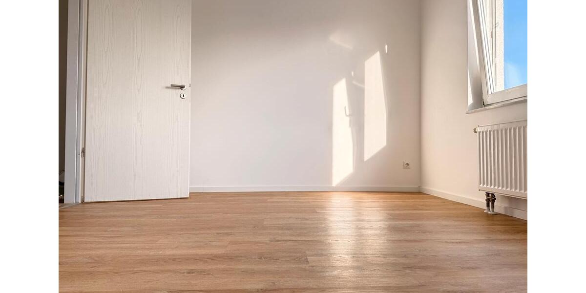 Frisch Renovierte 3 Zimmerwohnung in Mönchengladbach Eicken 3 zimmer