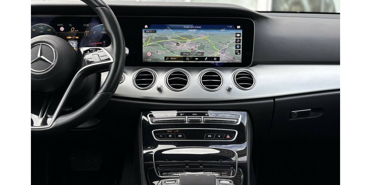 Mercedes-Benz E 200 d VIRTUAL+COCKPIT/KAMERA/NAVI/CARPLAY/SHZ 109.838 km 25.900 &euro; Villingen-Schwenningen 78054