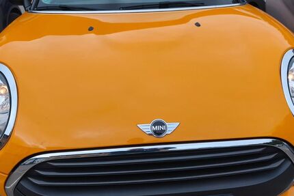 Mini One D Clubman 145.000 km 10.500 € Oy-Mittelberg 87466
