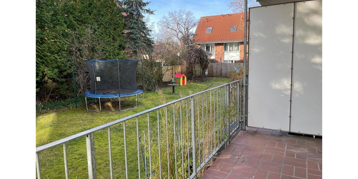 5-Zimmerwohnung mit Balkon, Garten und Garage mit direktem Zugang zur Wohnung 5 zimmer
