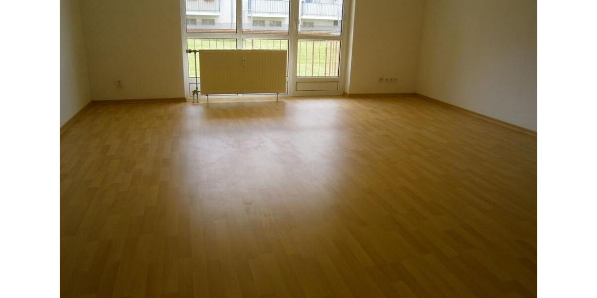Erdgeschoßwohnung Hainichen - 3 Zimmer, 72 m&sup2;, 68.000&euro; | Angebot:27087066