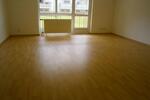 Erdgeschoßwohnung Hainichen - 3 Zimmer, 72 m&sup2;, 68.000&euro; | Angebot:27087066