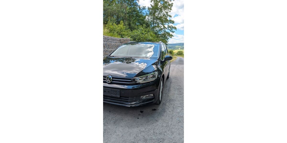 VW Touran 146.781 km 15.750 &euro; Zeil a. Main 97475